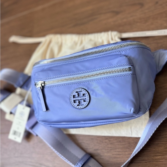 New Tory Burch Nylon Belt Bag in Pale Iris - Picture 5 of 8